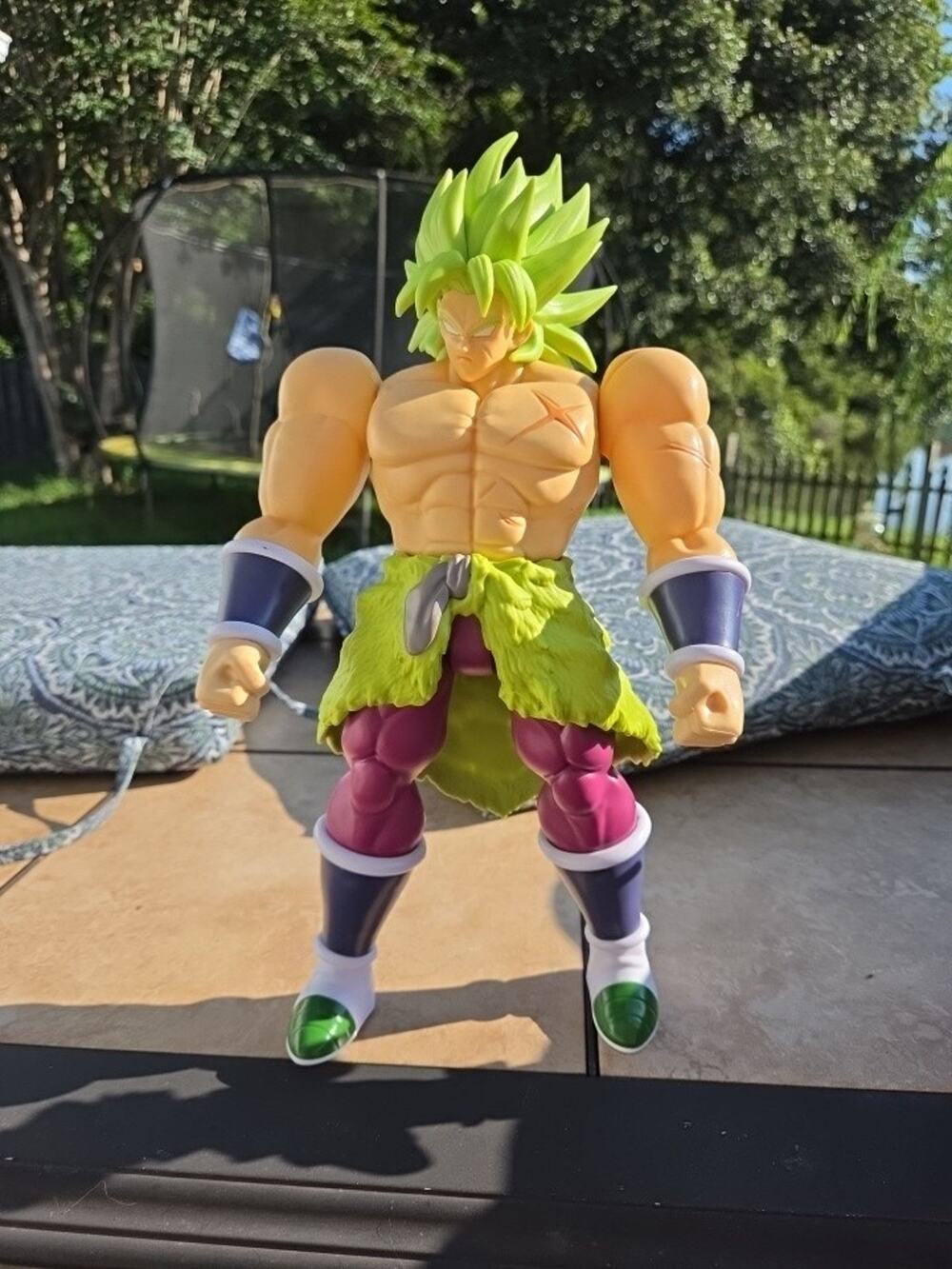 Super Saiyan Broly Dragon Ball Super 13" Action Figure